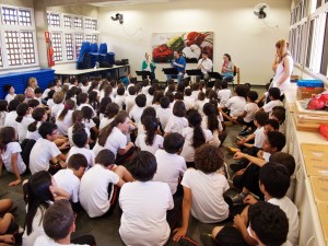 Quinta Essentia e seu trabalho nas escolas
